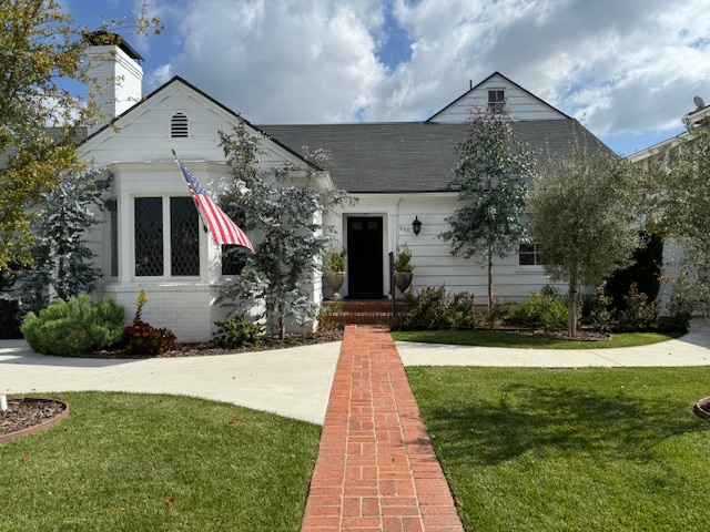 Estate Sale in Pacific Palisades, CA